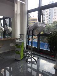 -茶发Salon·烫发染发理发