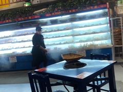 大堂-马路边边麻辣烫联盟路店