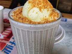 牛油果雪顶咖啡-卡朋西餐(较场西路店)