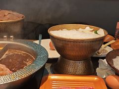 -牛YO寿喜烧·铁板烧和牛火锅自助(市府恒隆店)