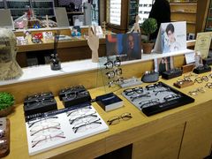 -鲸渝眼镜·浅目视光(春熙路店)