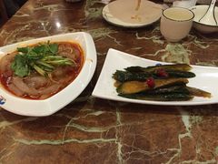 新疆凉皮、酱黄瓜-北疆饭店(吴江店)