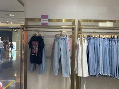 -URBAN REVIVO(济南世茂广场店)