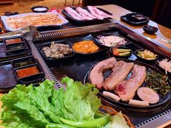 -杀猪天·韩国烤肉(铁路街第一分店)
