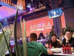 -洛缦音乐餐厅(工业展览馆万象城店)