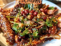 -华府九号海鲜烧烤大排档(龙域店)