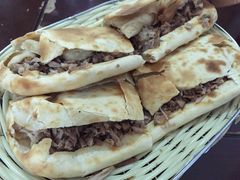 精品火烧-宝光熏肉鞋底火烧(新街口店)