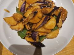 -关东小磨东北菜(上海长风大悦城店)