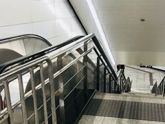 -体育场(地铁站)