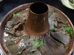 耗牛肉火锅-陀岗美食·云南藏式特色餐厅