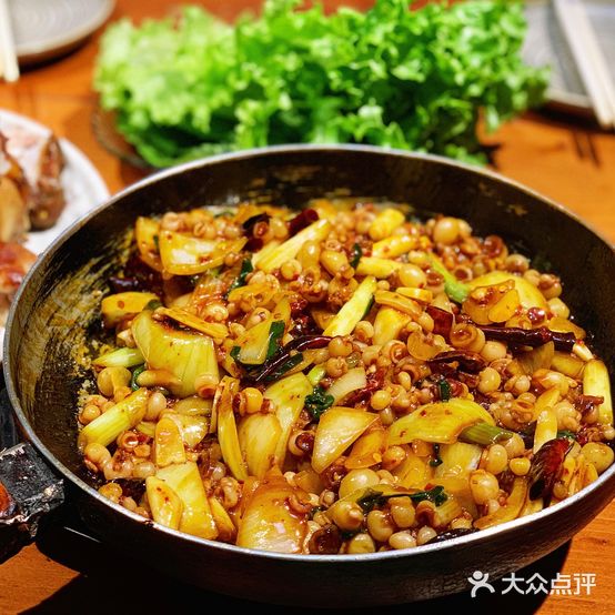 爱满屋韩国料理(丹东街店)