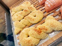 -奈雪的茶(百盛店)