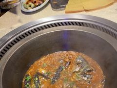 -山里屯铁锅炖·东北菜(康桥店)