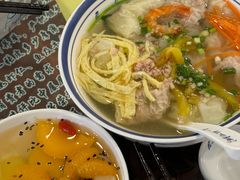 -长人馄饨铺(解放街店)