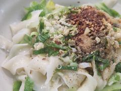 -佬钱湾仔(衣裳街店)