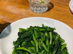 木姜子拌丝瓜尖-一坐一忘云南菜(三里屯店)