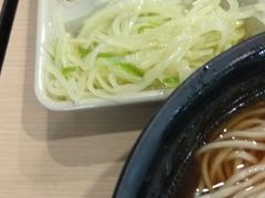 -李先生牛肉面大王(北京站售票厅餐厅)