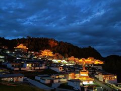 -四川郎木寺镇