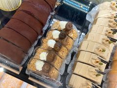 -花花卷卷·鲜食蛋糕(静安久光百货店)