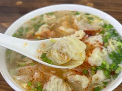 -胖子馄饨坊