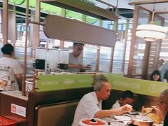 -洪氏嗨捞·广东猪肚鸡·椰子鸡火锅(西咸万象城店)