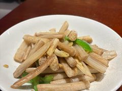 -老村长•湖北家常菜(胜利街店)