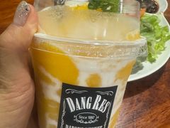 -Dang restaurant (patong phuket)