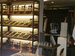 -肆兮眼镜·蔡司·徕卡战略合作店(大坪店)