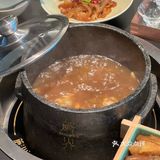 热气腾腾的一锅野生菌土鸡汤，新年与菌相见！