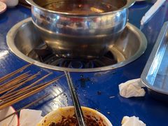 -牛华周记麻辣烫起源店
