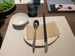-港丽餐厅(来福士店)