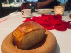 -罗宾斯牛排馆(重庆丽晶酒店)