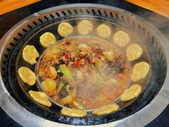 -屈夫人地锅鸡(南充店)