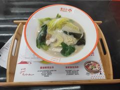 浓郁猪骨汤底-麻小劲菌汤麻辣烫(体育西路店)