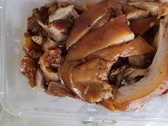 烙饼卷肘子-生活本该如此北京小馆(周庄嘉园店)