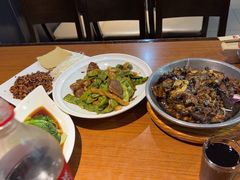 -好嫂子酱猪手•农家菜(知春路店)