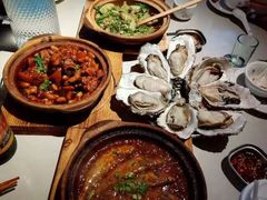 -蚝堡海鲜·威海菜·海肠捞饭·烧烤·亚洲吃蚝公司(幸福门店)