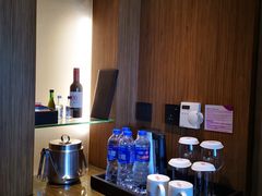-上海滴水湖皇冠假日酒店