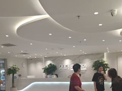-光华眼科配镜中心·蔡司·尼康·依视路授权店