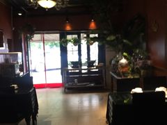 大堂-布衣草棚风格餐厅