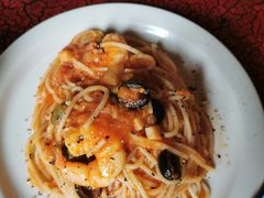 妓女风虾仁番茄面-羽深肉铺 Steak & Wine