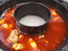 -重庆烧鸡公火锅(簋街店)