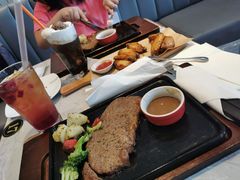 -必胜客(上地华联店)