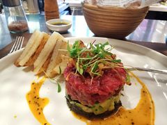 牛肉塔塔配牛油果黑橄榄酱-Solo(衡山路店)