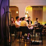 广州探店 | 都市人嘅夜间快乐✨·都市洛奇先生嘅微醺夏日派对
