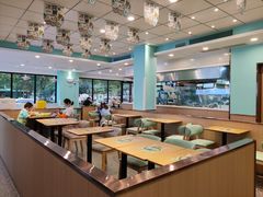 大堂-老乡鸡(肥东彩虹新城店)