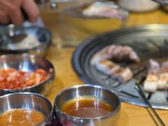 -老炉家木炭烤肉(长江国际店)