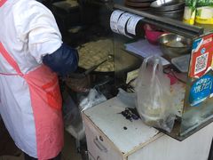 -黄阿姨锅贴大王(万航渡路店)