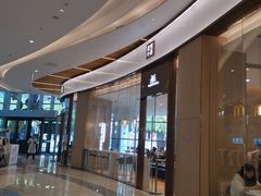 -奈雪的茶(青岛卓悦里INTOWN店)
