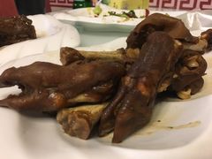 -清真磊磊烧烤老店(饮虎池街34号店)